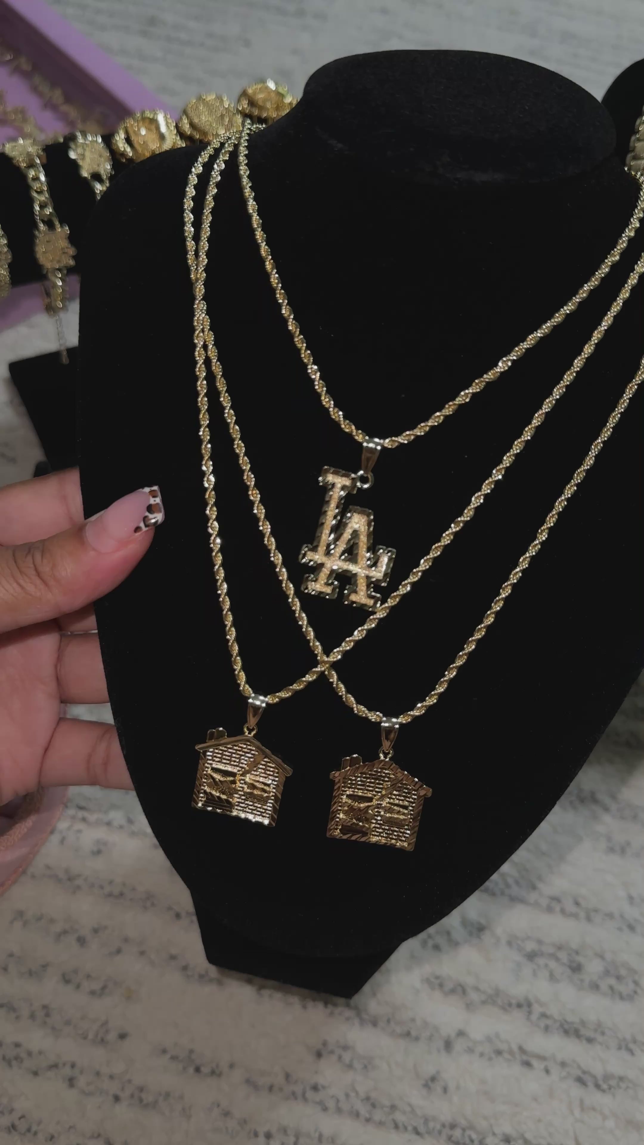 Trap House 🏠 necklace